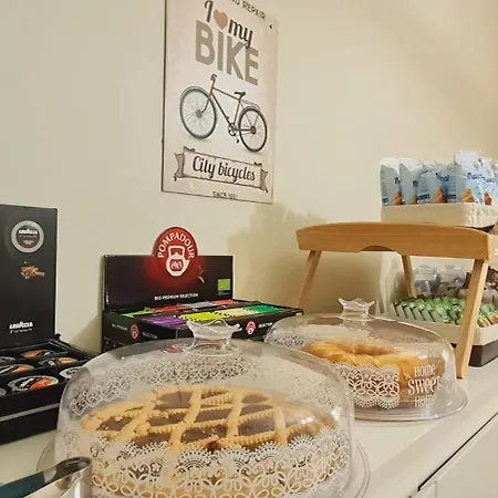 Bed&Bikerome Rooms Exterior photo